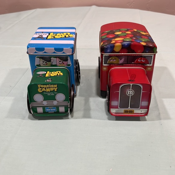 Bon bons and m&m’s tins - Picture 3 of 6